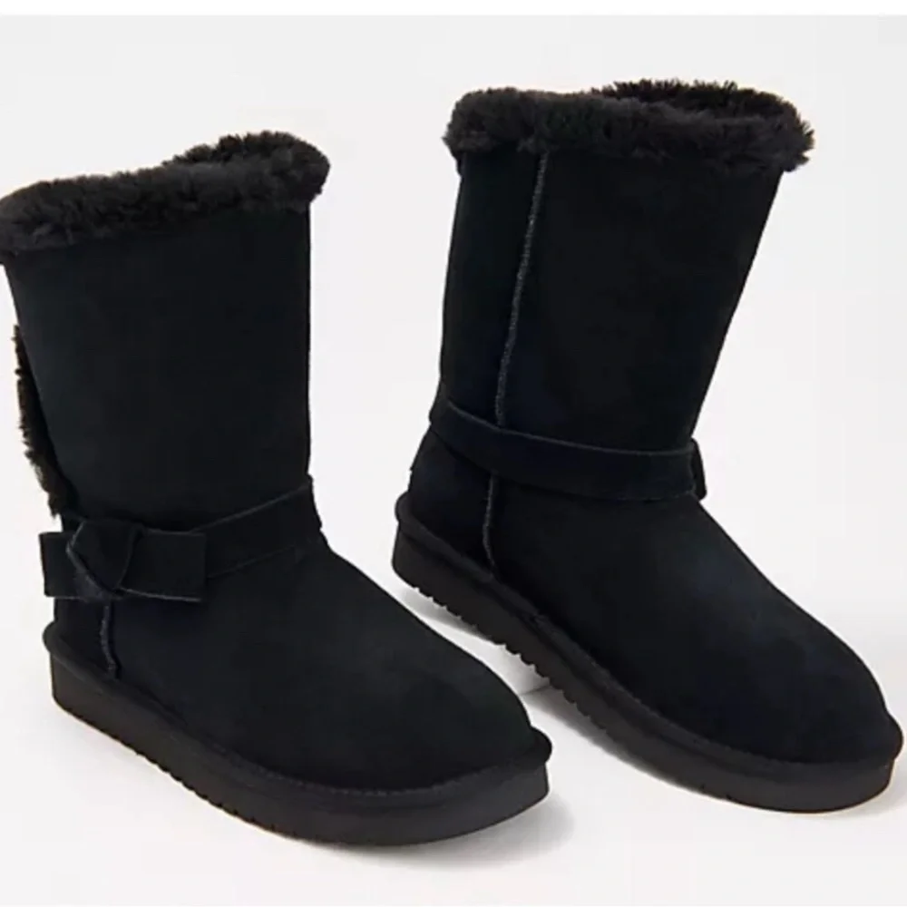 Koolaburra by UGG Suede Bow Short Boots - Arlena